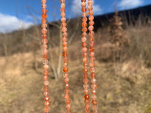 Charger l'image dans la galerie, Perles en pierre de soleil facettées entre 2,5 et 7,5mm PSD