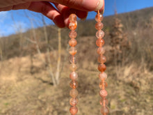 Charger l'image dans la galerie, Perles en pierre de soleil facettées entre 2,5 et 7,5mm PSD