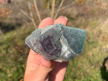 Charger l'image dans la galerie, VENDU Fluorite brut 2