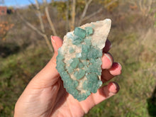 Charger l'image dans la galerie, VENDU Fluorite brut 6