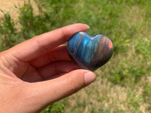 Charger l'image dans la galerie, VENDU Coeur labradorite 28