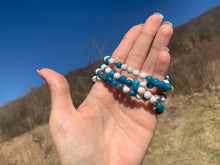 Charger l'image dans la galerie, Mala "Nouveau départ" en apatite bleue et howlite