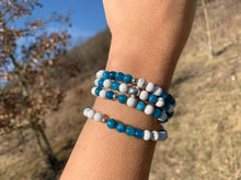 Charger l'image dans la galerie, Mala "Nouveau départ" en apatite bleue et howlite