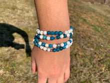 Charger l'image dans la galerie, Mala "Nouveau départ" en apatite bleue et howlite