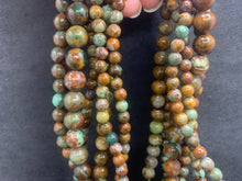 Charger l'image dans la galerie, Perles en calcédoine entre 6 et 10mm