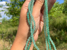 Charger l'image dans la galerie, Perles en aventurine verte entre 4 et 14mm