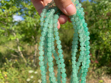 Charger l'image dans la galerie, Perles en aventurine verte entre 4 et 14mm