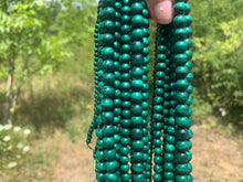 Charger l'image dans la galerie, Perles en malachite entre 4 et 12mm MD
