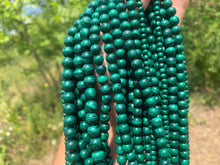 Charger l'image dans la galerie, Perles en malachite entre 4 et 12mm MD