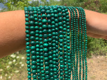 Charger l'image dans la galerie, Perles en malachite entre 4 et 12mm MD