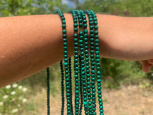 Charger l'image dans la galerie, Perles en malachite entre 4 et 12mm MD