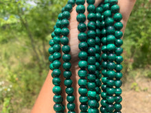 Charger l'image dans la galerie, Perles en malachite entre 4 et 12mm MD