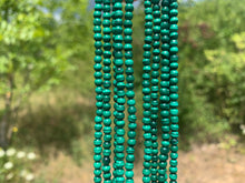 Charger l'image dans la galerie, Perles en malachite 4mm