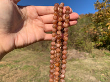 Charger l'image dans la galerie, Perles en pierre de soleil entre 6 et 8mm