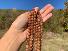 Charger l'image dans la galerie, Perles en pierre de soleil entre 6 et 8mm