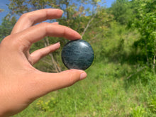 Charger l'image dans la galerie, VENDU Apatite verte 3