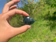 Charger l'image dans la galerie, VENDU Apatite verte 4