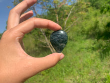 Charger l'image dans la galerie, VENDU Apatite verte 4