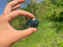 Charger l'image dans la galerie, VENDU Apatite verte 4