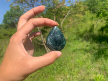 Charger l'image dans la galerie, VENDU Apatite verte 9