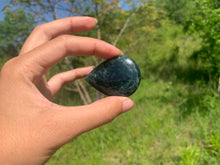 Charger l'image dans la galerie, VENDU Apatite verte 9