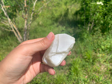 Charger l'image dans la galerie, Pierre de lune blanche brut 1