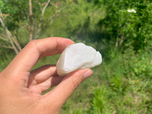 Charger l'image dans la galerie, Pierre de lune blanche brut 2