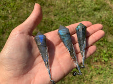 Charger l'image dans la galerie, Pendule en labradorite