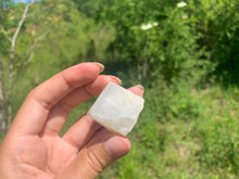 Charger l'image dans la galerie, VENDU Pierre de lune blanche brut 5