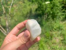 Charger l'image dans la galerie, Pierre de lune blanche brut 6