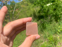 Charger l'image dans la galerie, Pierre de lune pêche brut 4