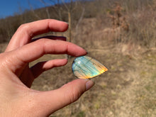 Charger l'image dans la galerie, VENDU Labradorite 22