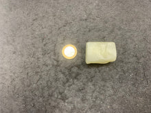 Charger l'image dans la galerie, Pierre de lune blanche brut 4