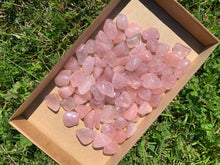 Charger l'image dans la galerie, Quartz rose, pierre roulée