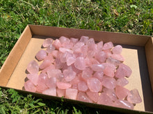 Charger l'image dans la galerie, Quartz rose, pierre roulée