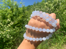 Charger l'image dans la galerie, Perles en calcédoine bleue CD, entre 4 et 10mm