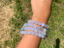 Charger l'image dans la galerie, Perles en calcédoine bleue CD, entre 4 et 10mm