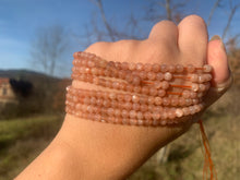 Charger l'image dans la galerie, Perles en pierre de lune pêche entre 4 et 10mm PLPU