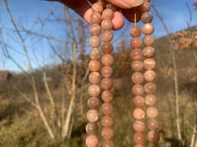 Charger l'image dans la galerie, Perles en pierre de lune pêche entre 4 et 10mm PLPU