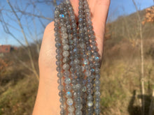 Charger l'image dans la galerie, Perles en labradorite entre 4 et 12mm LT