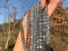 Charger l'image dans la galerie, Perles en labradorite entre 2 et 10mm LC