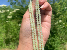Charger l'image dans la galerie, Perles en serpentine entre 4 et 12mm