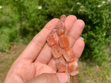 Charger l'image dans la galerie, Perles en pierre de soleil, forme "rectangle"