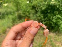 Charger l'image dans la galerie, Perles en pierre de soleil, forme "rectangle"