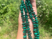 Charger l'image dans la galerie, Perles en malachite, 10-12mm