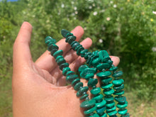 Charger l'image dans la galerie, Perles en malachite, 10-12mm