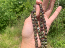 Charger l'image dans la galerie, Perles en jaspe sang de dragon forme diamant 8mm