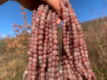 Charger l'image dans la galerie, Perles en quartz rose entre 6 et 8mm QRQ