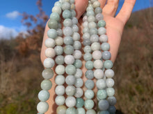 Charger l'image dans la galerie, Perles en jade jadéite entre 6 et 8mm