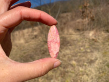 Charger l'image dans la galerie, VENDU Rhodochrosite 1